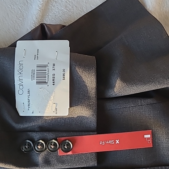 Men's Calvin Klein Suit Coat - Picture 5 of 9